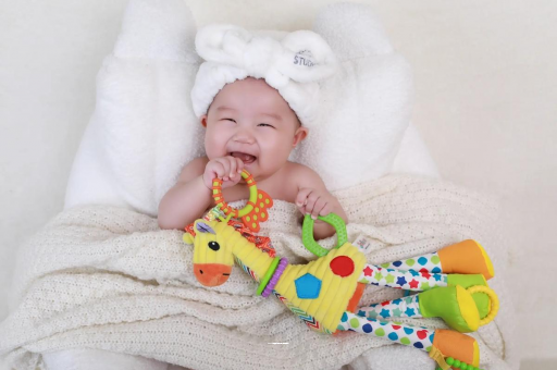 巨野宝宝的口欲期